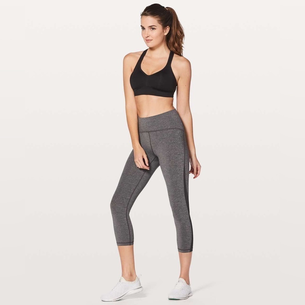 Lululemon Speed Up Bra *High Support for C/D Cup
Black (Size 2) - Picture 4 of 9
